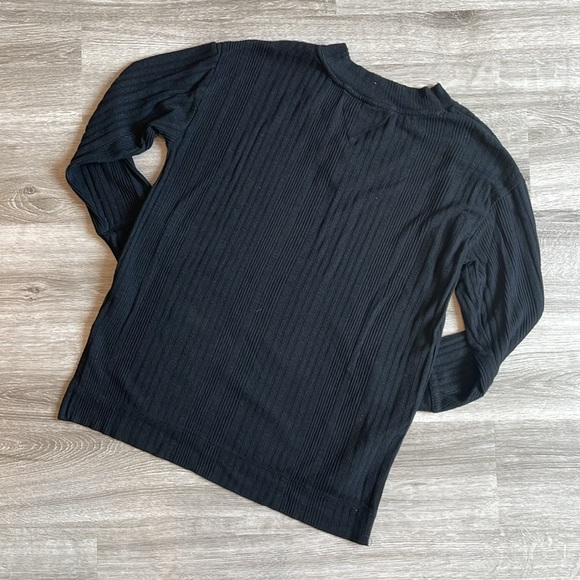 Andrew Marc Black V-Neck Ribbed Sweater - Picture 2 of 4